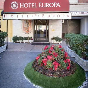 Hotel Europa, Modène